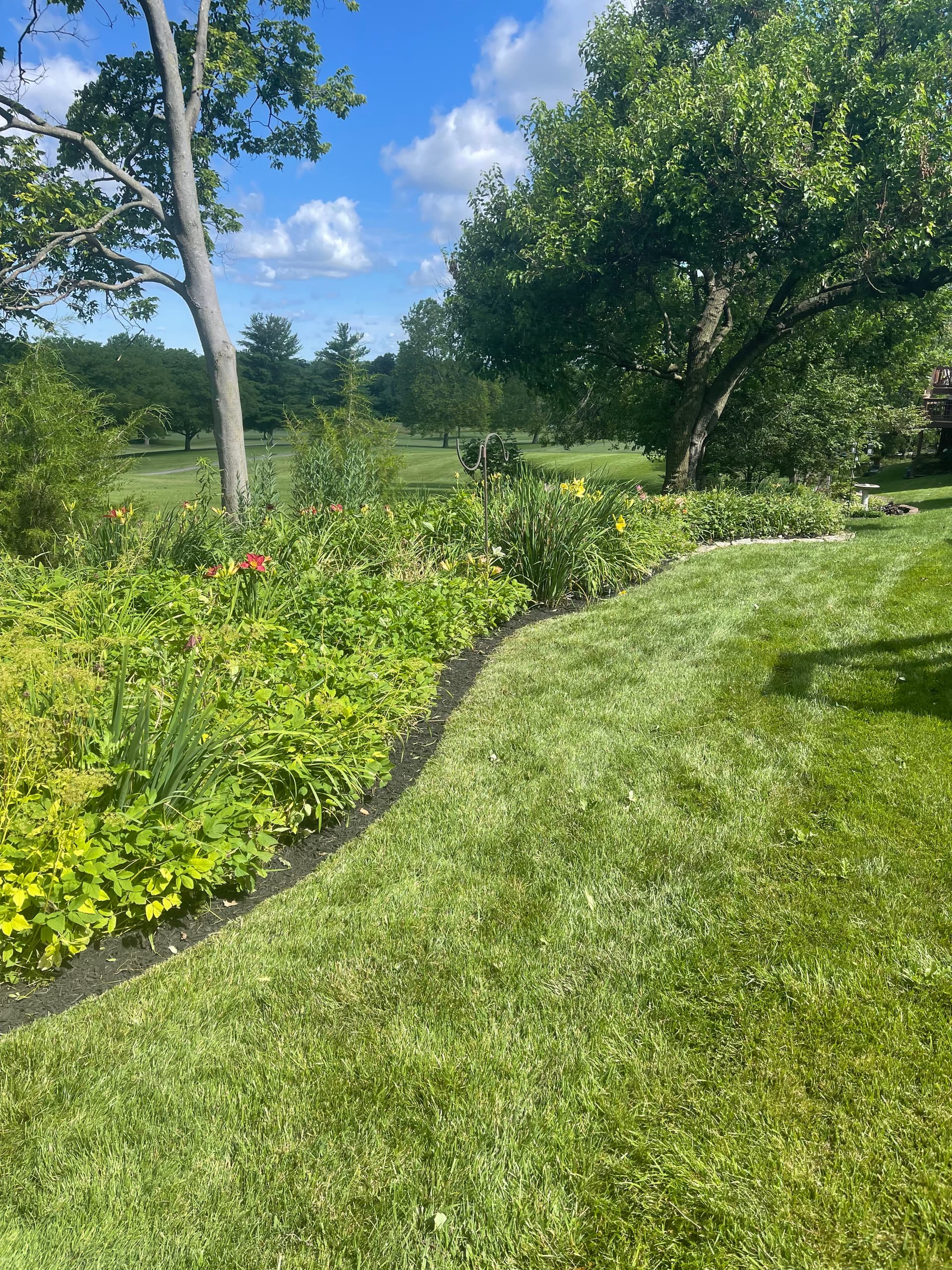 Flower Bed Mulch Refresh Done Right in Liberty Township image