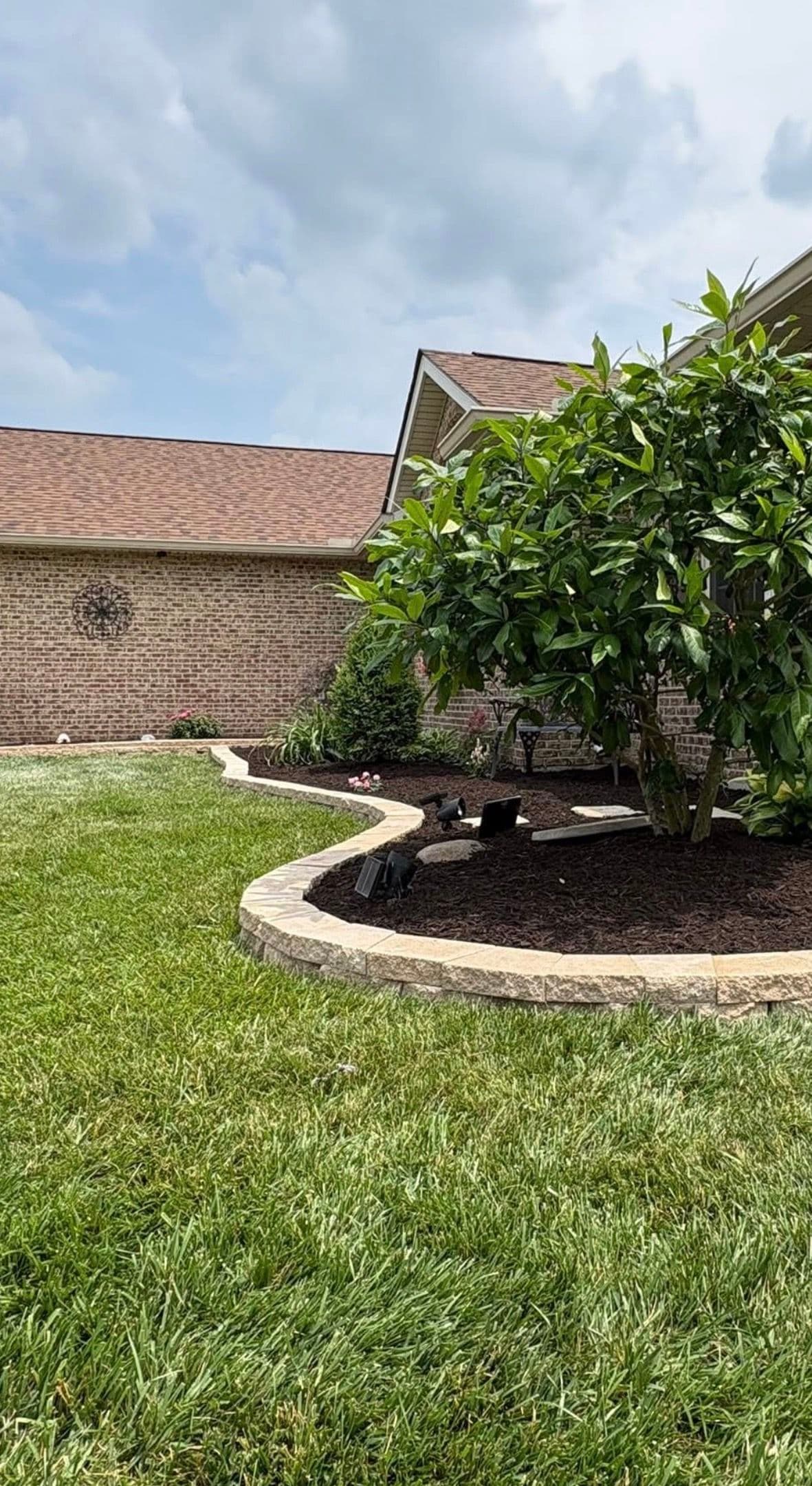 High-End Landscape Bed Edging Done Right in Fairfield Ohio