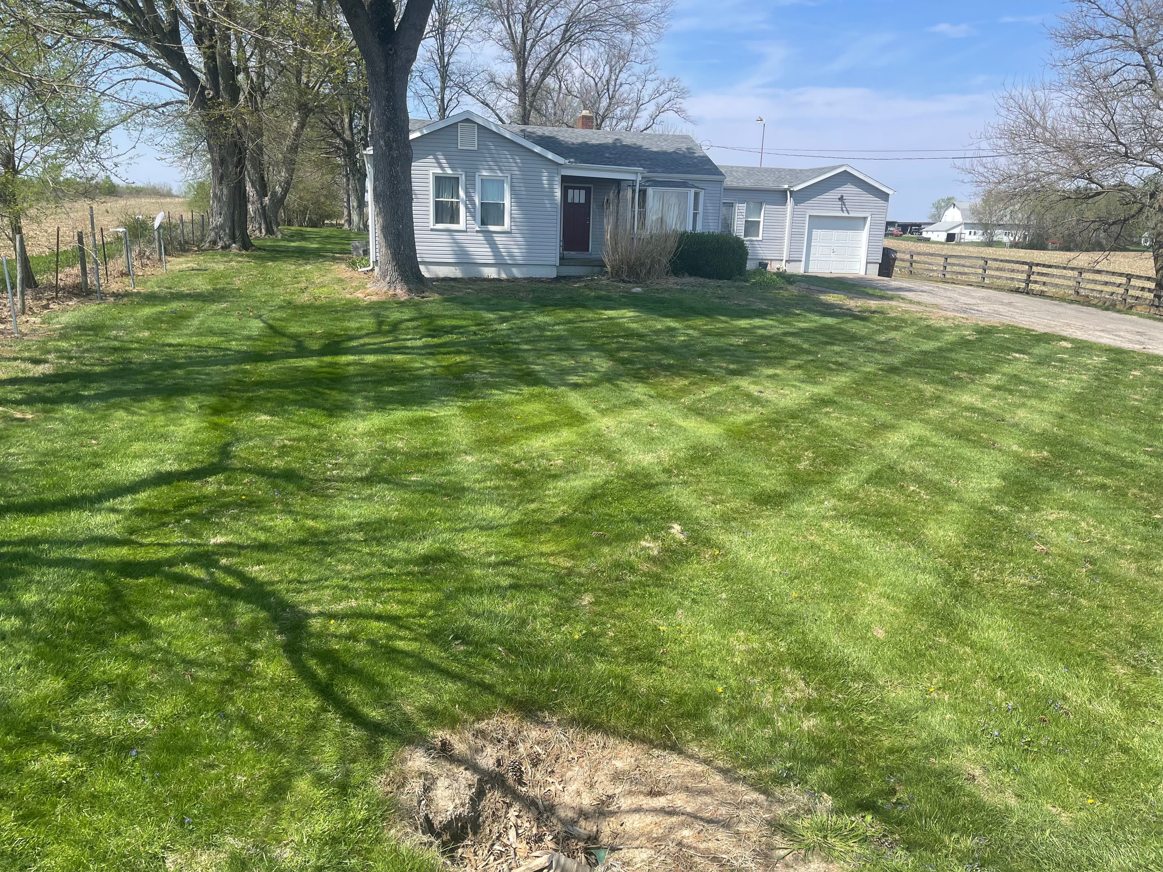 Project Clean, Healthy Lawn Care at an Oxford OH Home image