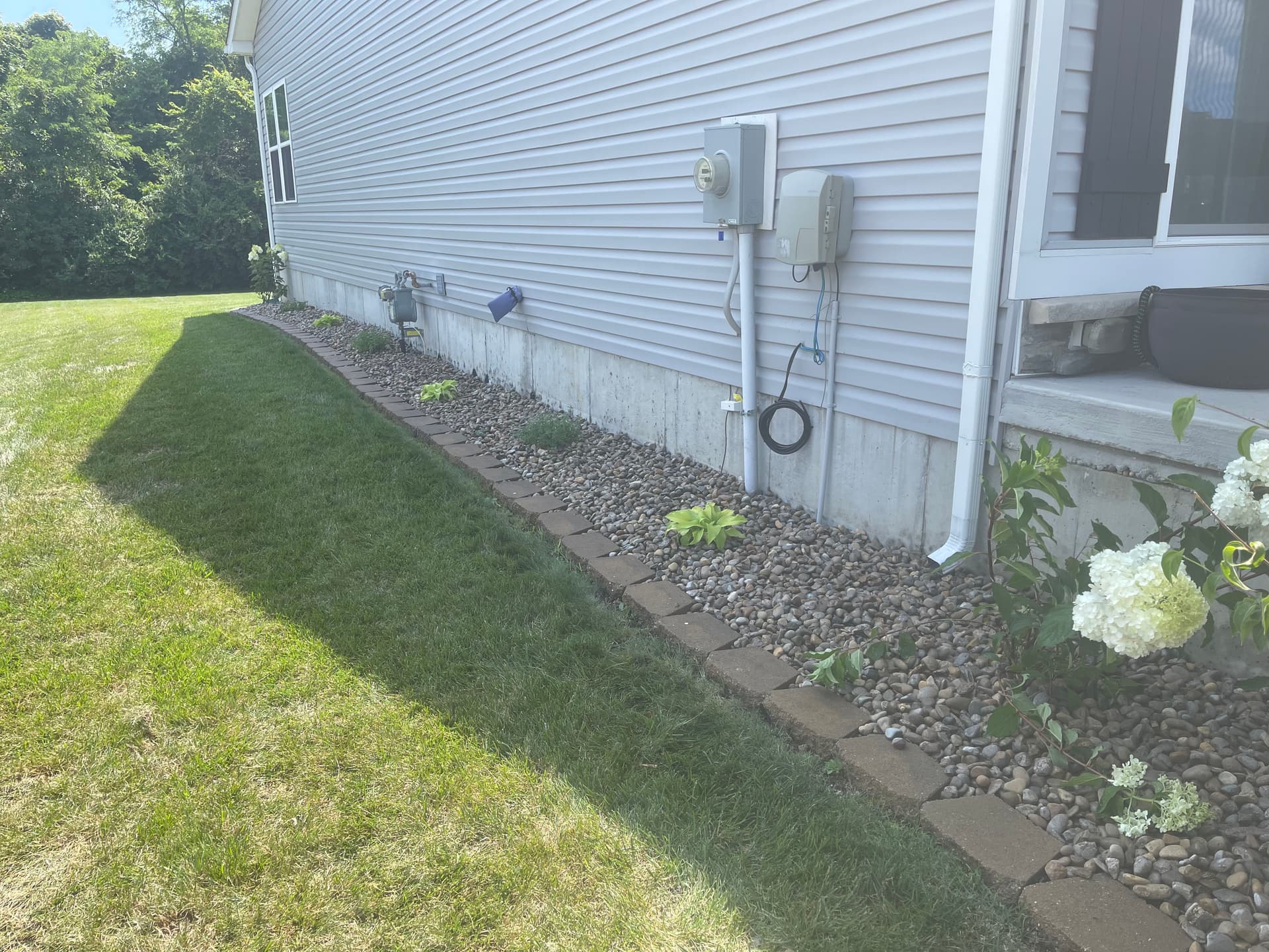 Gallery photos for Creek Rock and Fresh Landscaping in Liberty Township: Image #3