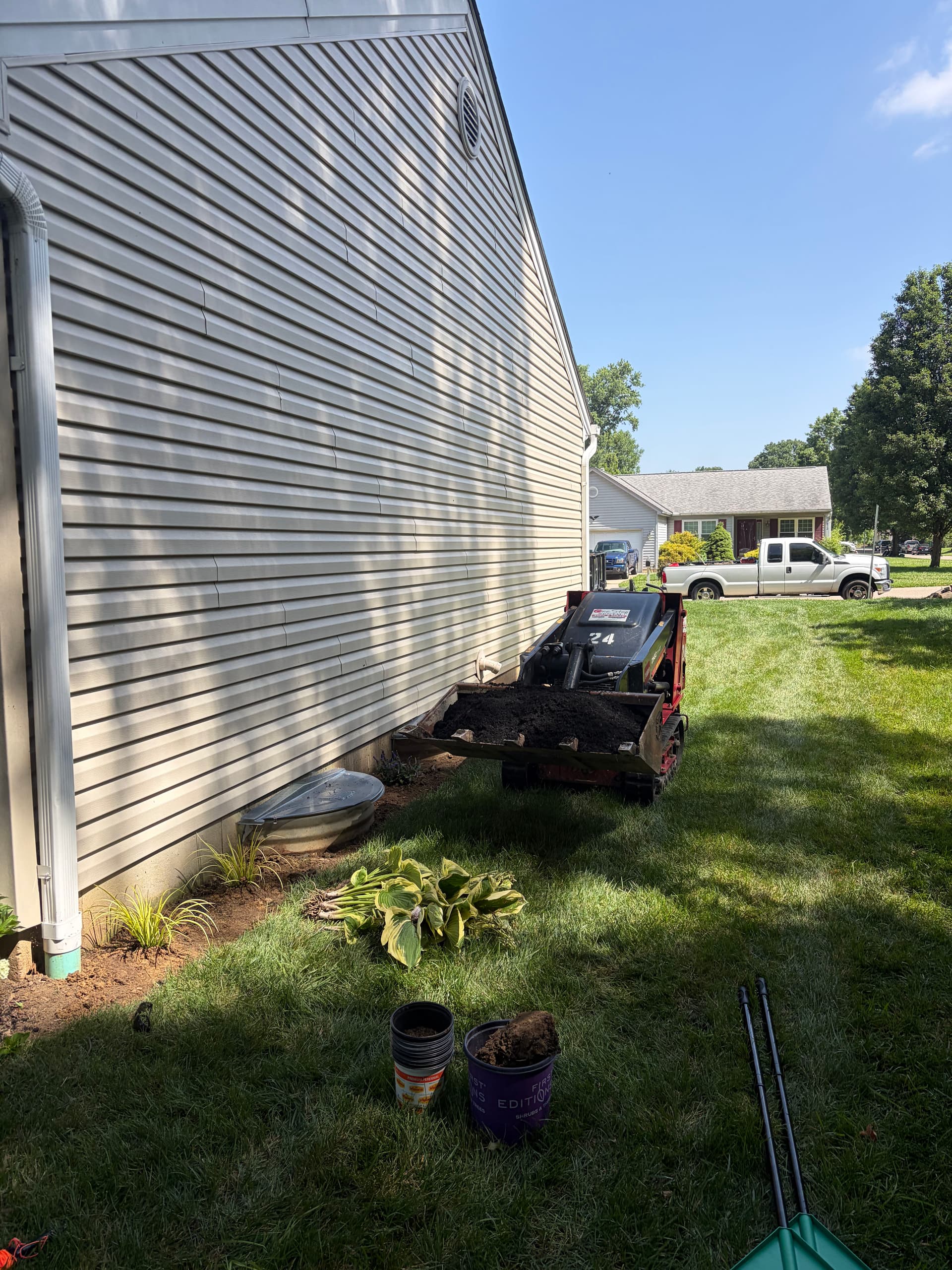 Gallery photos for Garden Bed Refresh with New Plants and Fresh Mulch: Image #3